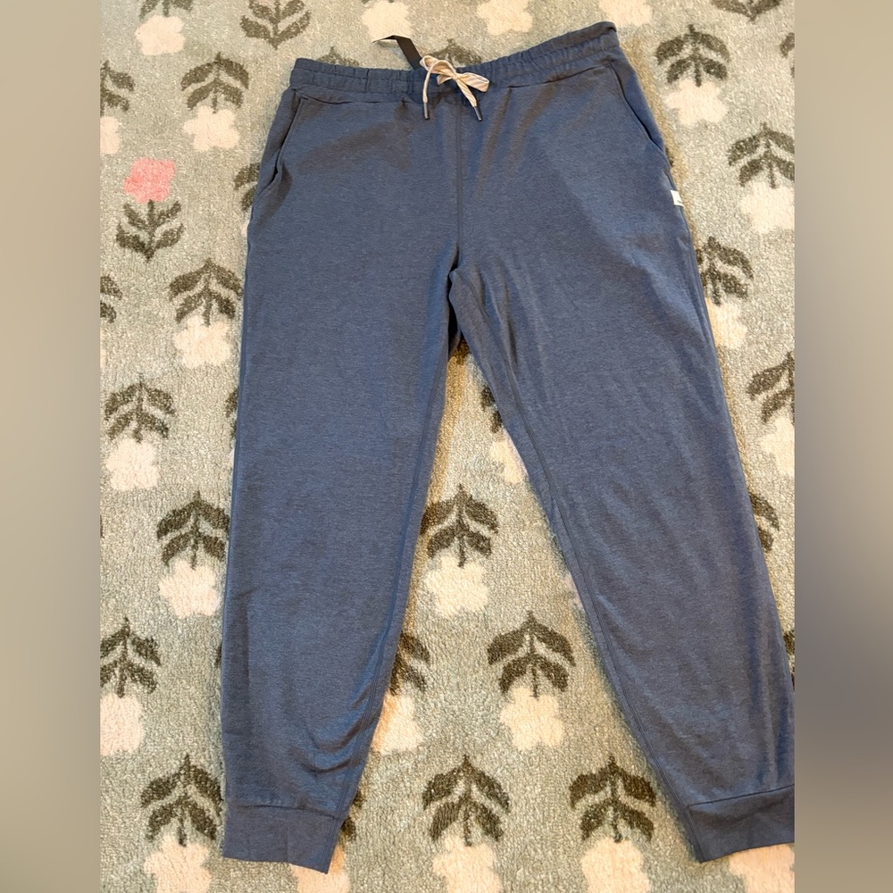Vuori Women's blue/grey Joggers